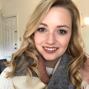 Meet your Posher, Annalise